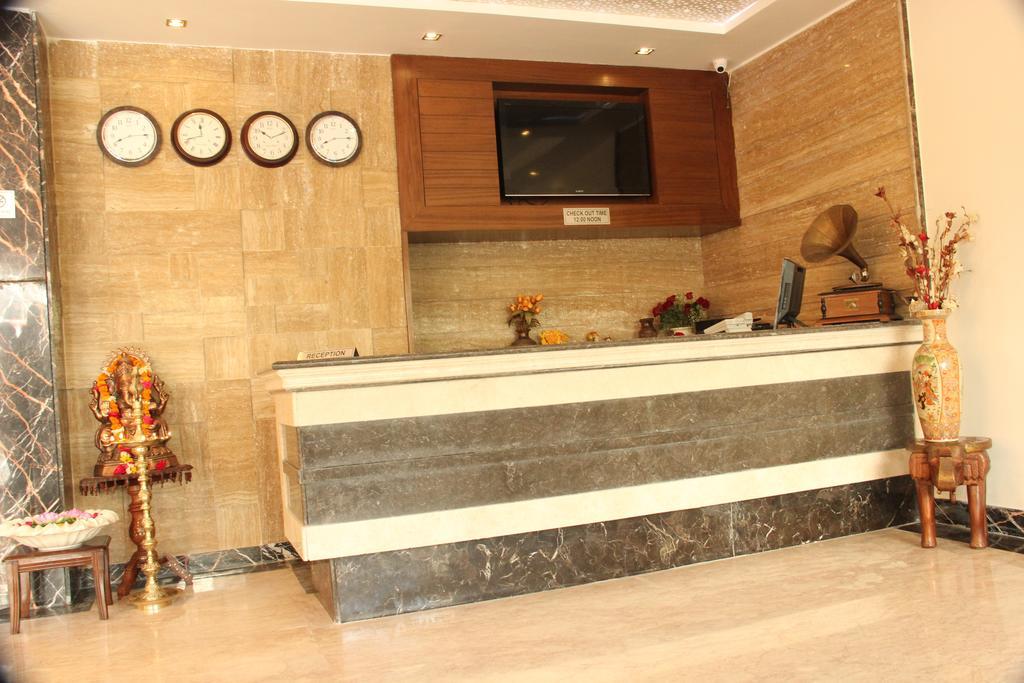 Hotel Metro Park à Chennai Extérieur photo