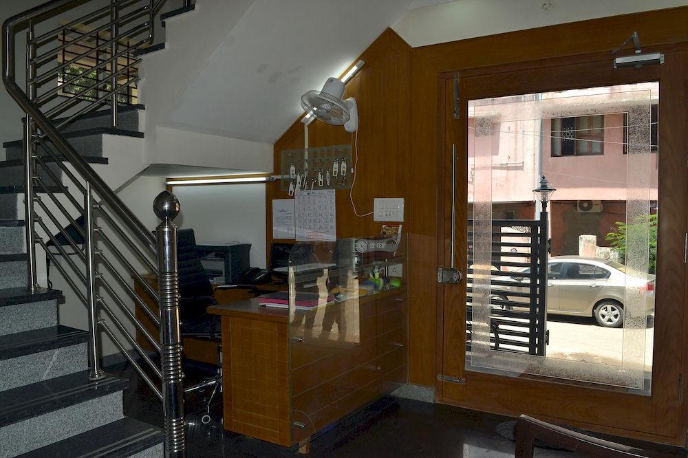 Hotel Metro Park à Chennai Extérieur photo