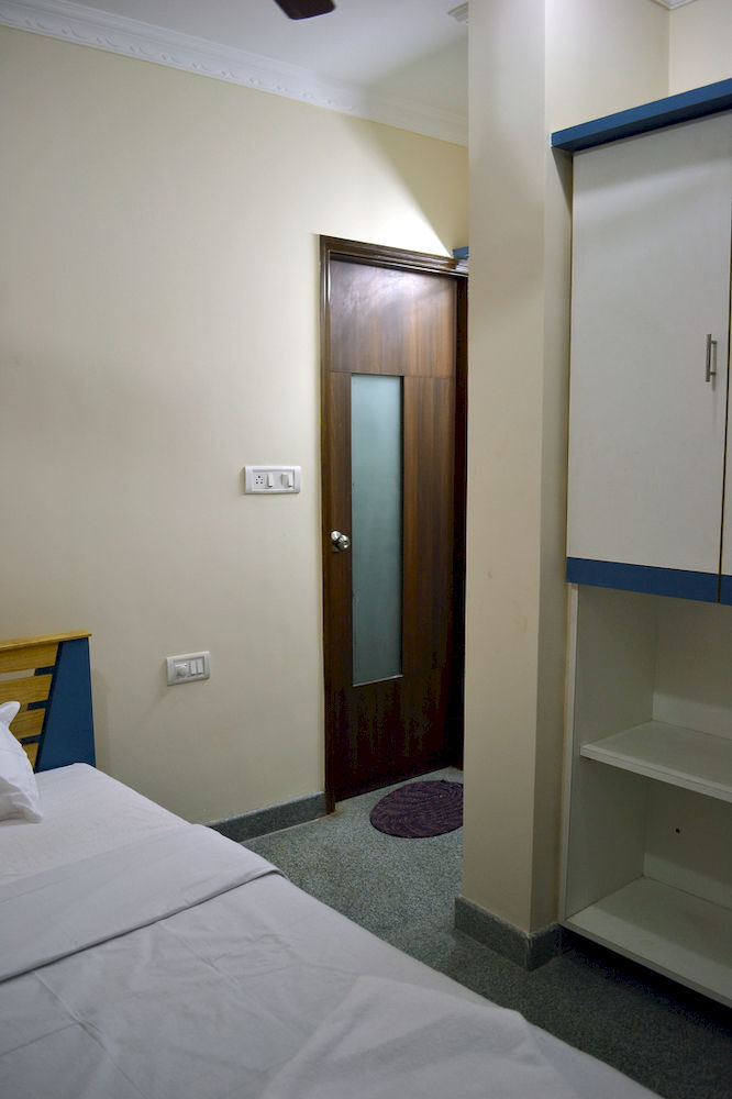 Hotel Metro Park à Chennai Extérieur photo